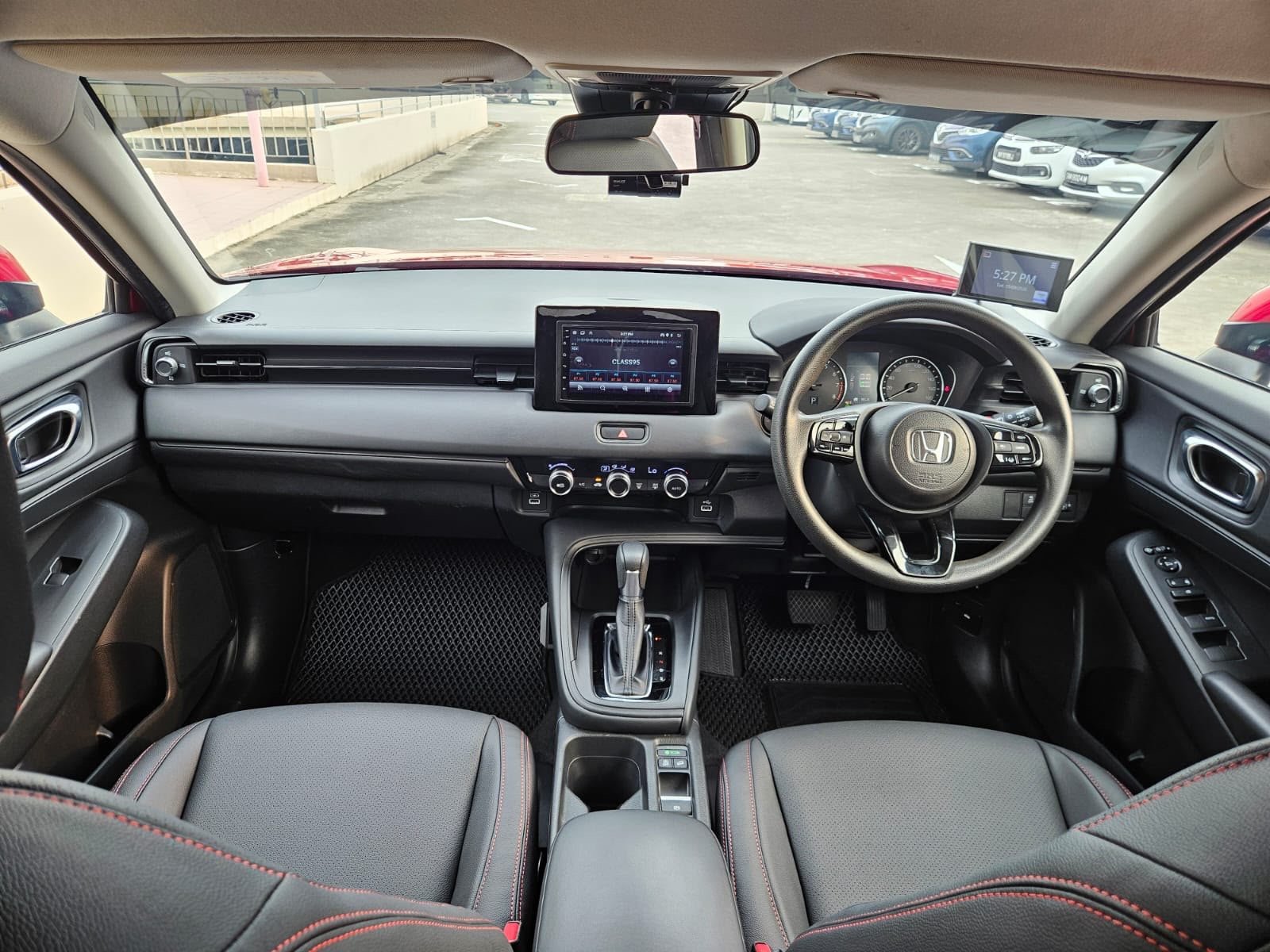 Honda Vezel 1.5 G photo 6